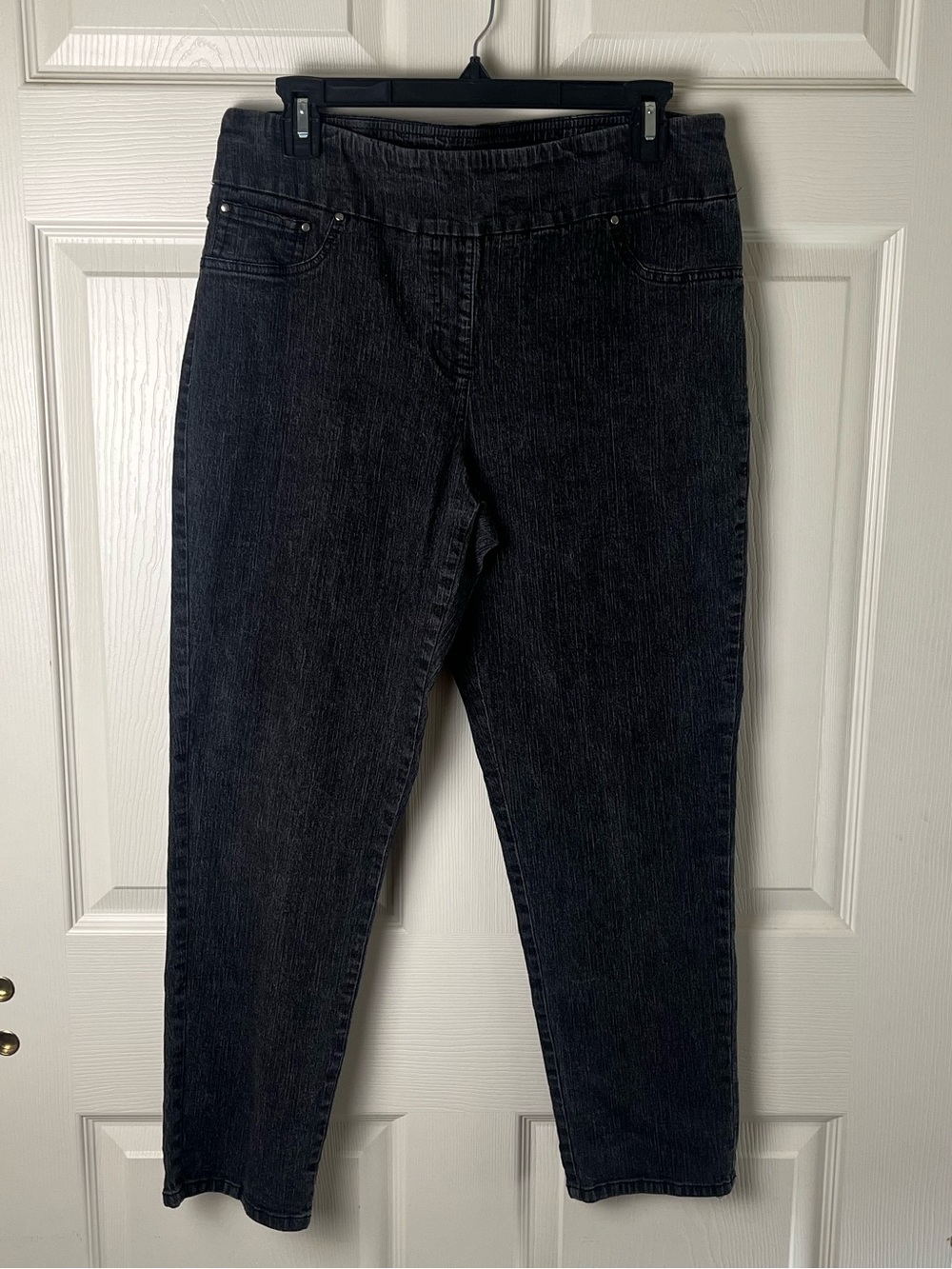 Straight Leg Black Jeans — Stretch Comfort